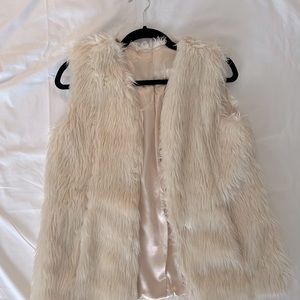 Fox faux vest, colored ivory